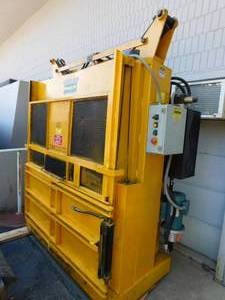 Harmony M60MD Vertical Baler