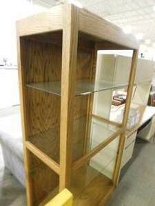 Display Case - 30 x 20 x 70(h)