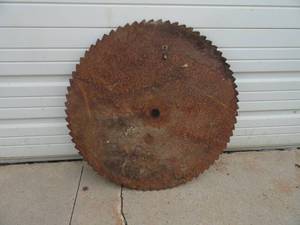 lot 4 image: Vintage 29 Buzz Saw Blade