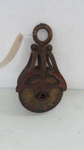 lot 55 image: Vintage Wooden Pulley