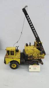 lot 77 image: Vintage Tonka Steel Crane Truck
