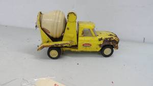 lot 84 image: Vintage Tonka Steel Cement Mixer