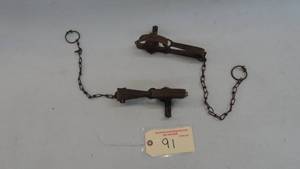 lot 91 image: Vintage Traps