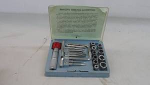 lot 101 image: Vintage Tool Set In Box