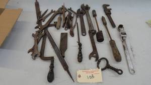lot 103 image: Vintage Hand Tools