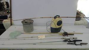 lot 121 image: Vintage Fishing Items