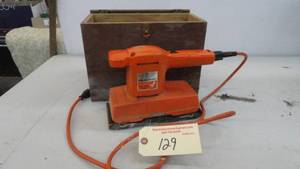 lot 129 image: Black & Decker Sander With Case
