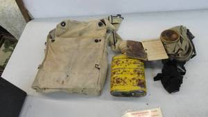 lot 71 image: Original U.S. WW1 Military Issued Gas Mask With Carry Bag