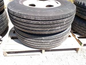 lot 15 image: (2) Michelin 29580R22.5  Tires on ...