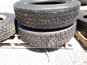 lot 30 image: (2) Recap 29575R22.5 Tires (1) is ...