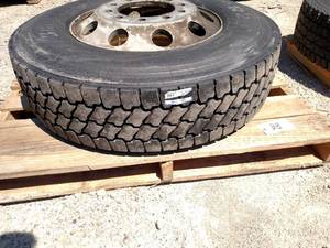 lot 38 image: Recap 29575R22.5 Tire on Aluminum ...