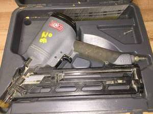 lot 117 image: Senco Fastening Tool System