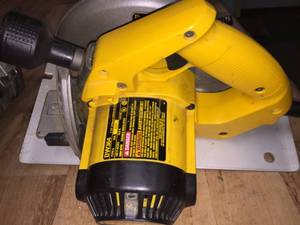 lot 119 image: Dewalt Circular Saw