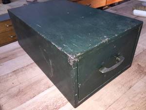 lot 153 image: Metal Storage And All Contents