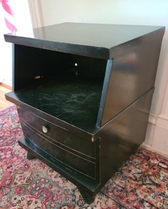 lot 28 image: Black Retro Side Table
