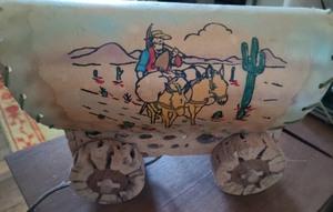 lot 203 image: Adorable Vintage Wagon Lamp