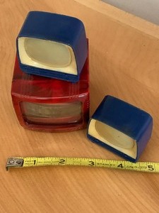lot 215 image: Vintage TV view finders and Vintage Arrow Scope