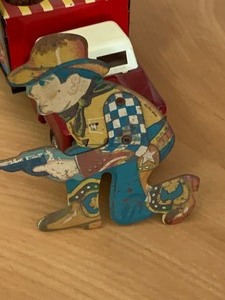 lot 217 image: Tin Toys