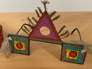 lot 227 image: Artist Designed Trinket Items