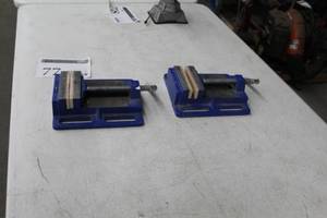 lot 77 image: Lot of (2) Irwin Drill Press Vise 4in.