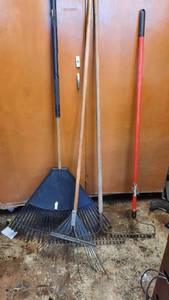 lot 398 image: (4) Assorted Rakes