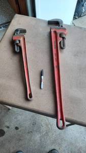 lot 464 image: (2) Ridgid Pipe Wrenches 36 and 24
