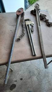 lot 476 image: Trim 13 Wrench, Rigid 824 Pipe Wrench, Chain Wrench