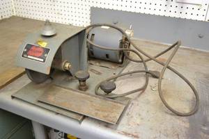 lot 60 image: Belsaw Model 279 Rotary Mower Blade Sharpener
