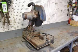 lot 65 image: Black and Decker Professional Chop Saw