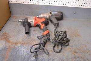 lot 83 image: Black and Decker 12 Impact Gun and Black and Decker 12 Electric Drill