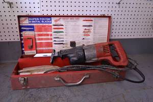 lot 91 image: Milwaukee Sawz-All Model 6507 in Case w Blades