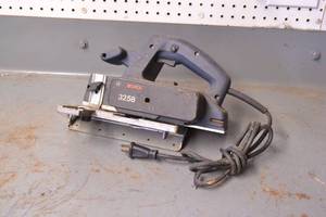 lot 105 image: Bosch Model 3258 Hand Planer