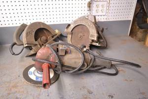 lot 126 image: Lesota Angle Grinder, Skil Saw and Rockwell Circular Saw