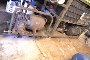 lot 217 image: Large Electric Motors and Gearbox on 2 Shelves