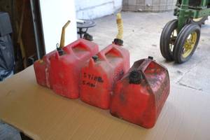 lot 255 image: (4) Assorted Plastic Gas Cans