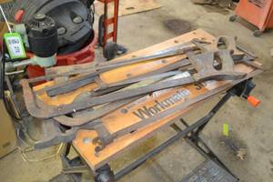 lot 296 image: (4) Vintage Wood Handle Hack Saws