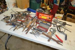 lot 304 image: Huge Lot of Tools and More
