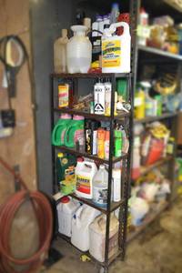 lot 433 image: (5) Shelves of Sprayer, Insecticides, Fogger and More