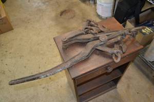 lot 436 image: (2) Binders for 12 Chain