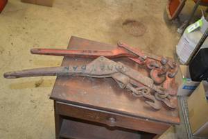 lot 437 image: (2) Binders for 38 Chain