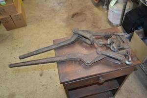 lot 438 image: (2) Binders for 12 Chain