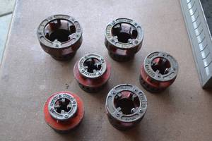 lot 479 image: (6) Toledo Pipe Threading Dies