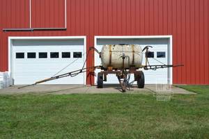 lot 19A image: AG MODEL 302 Sprayer