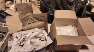 lot 197 image: 3 Boxes of 10 Gallon Shop Bags