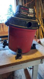 lot 218 image: Craftsman 12 Gallon 2.75 HP Wet Dry Vac