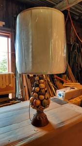 lot 224 image: Ceramic Fruit Lamp