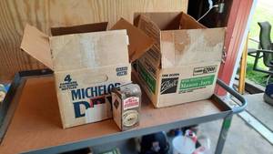 lot 258 image: 2 Boxes of Various MasonBall Jars & Rings