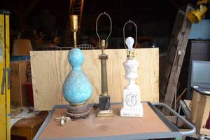 lot 88 image: Lot of 3 Table Lamps