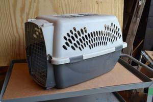 lot 95 image: Pet Taxi