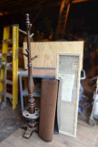 lot 106 image: Coat Rack, Rug, and Full Length Mirror